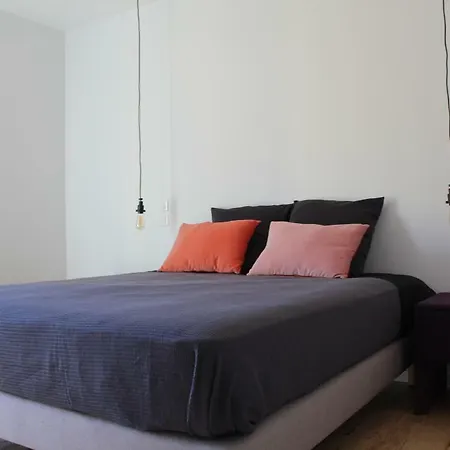 D'hotes 1001 Nuits Montalivet לינה וארוחת בוקר 4*